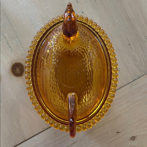 Vintage Indiana Glass Hen on a Nest - Picture 5 of 15